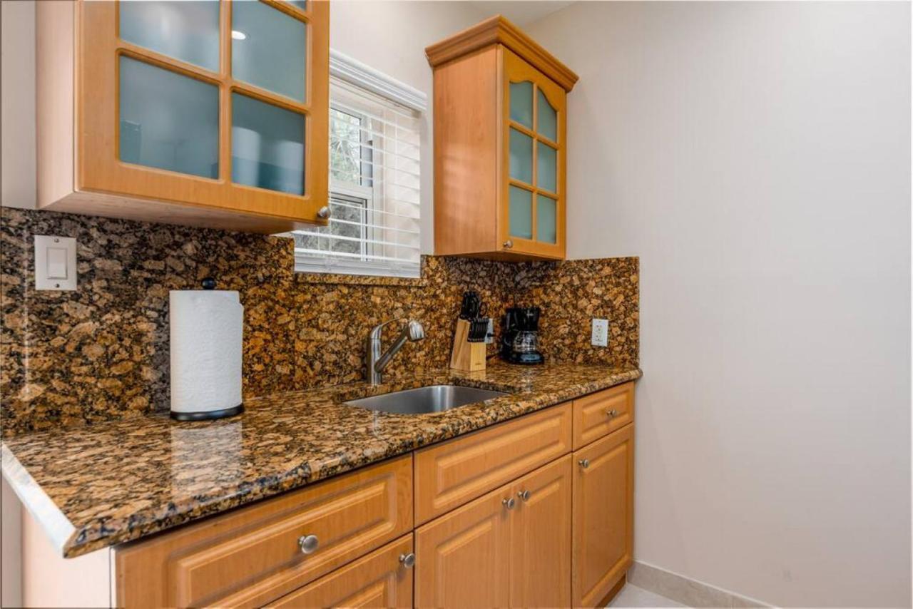 Apartamento Ocean Flats 1 - Lauderdale-By-The-Sea Fort Lauderdale Exterior foto